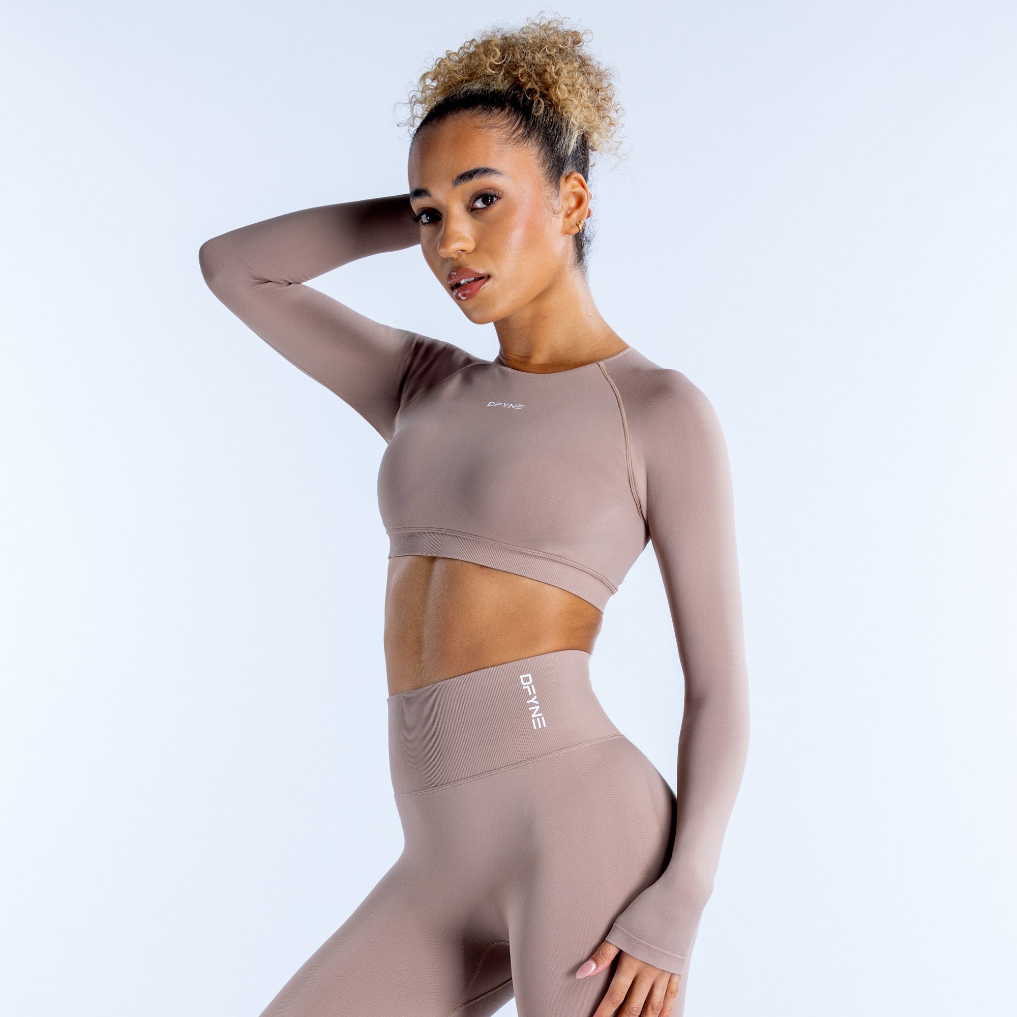 DFYNE Dynamic Long Sleeve Crop Top Dam Beige | 4951268-BN