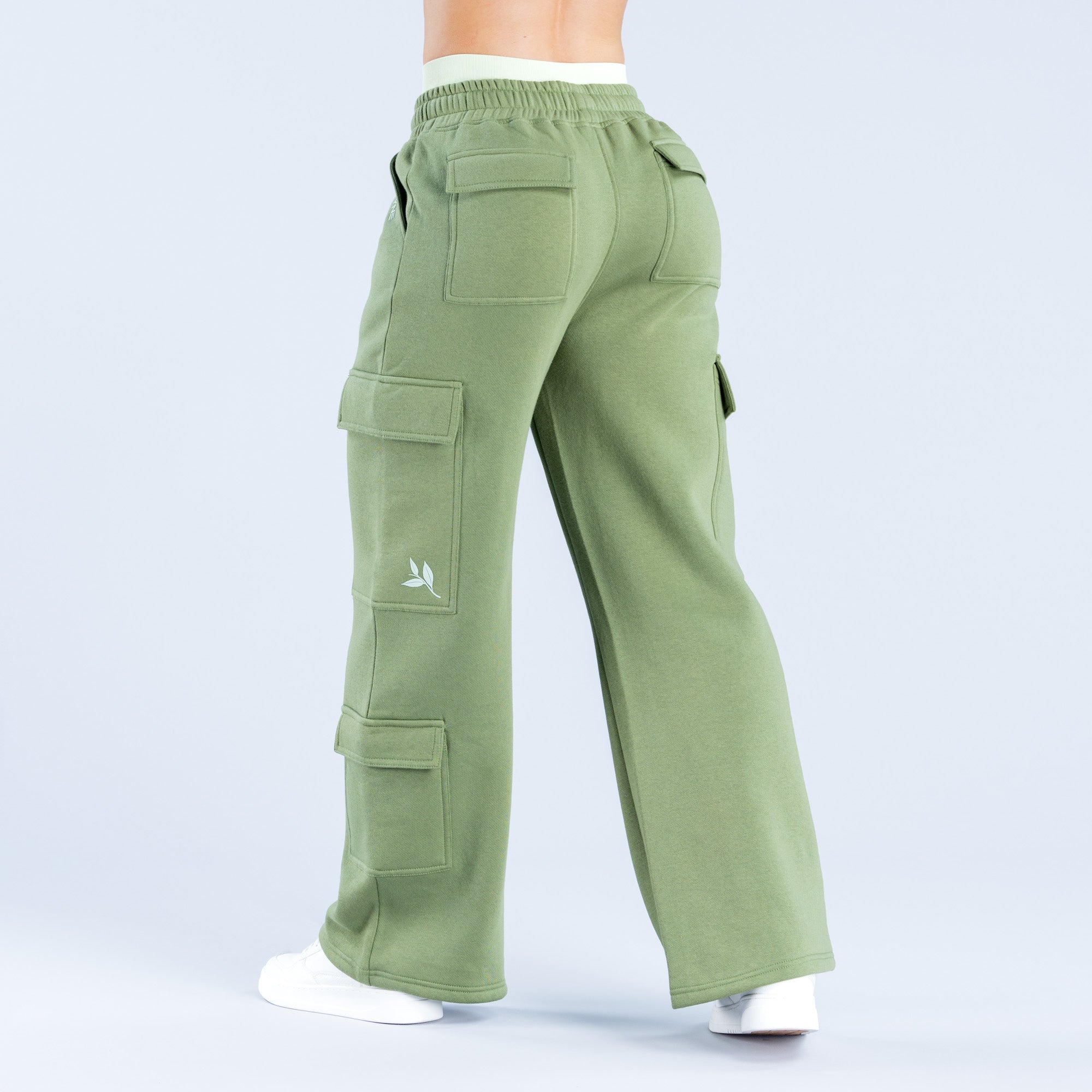 DFYNE Lanyi Edit Wide Leg Cargo Joggingbyxor Dam Mörkgröna | 1049267-PC