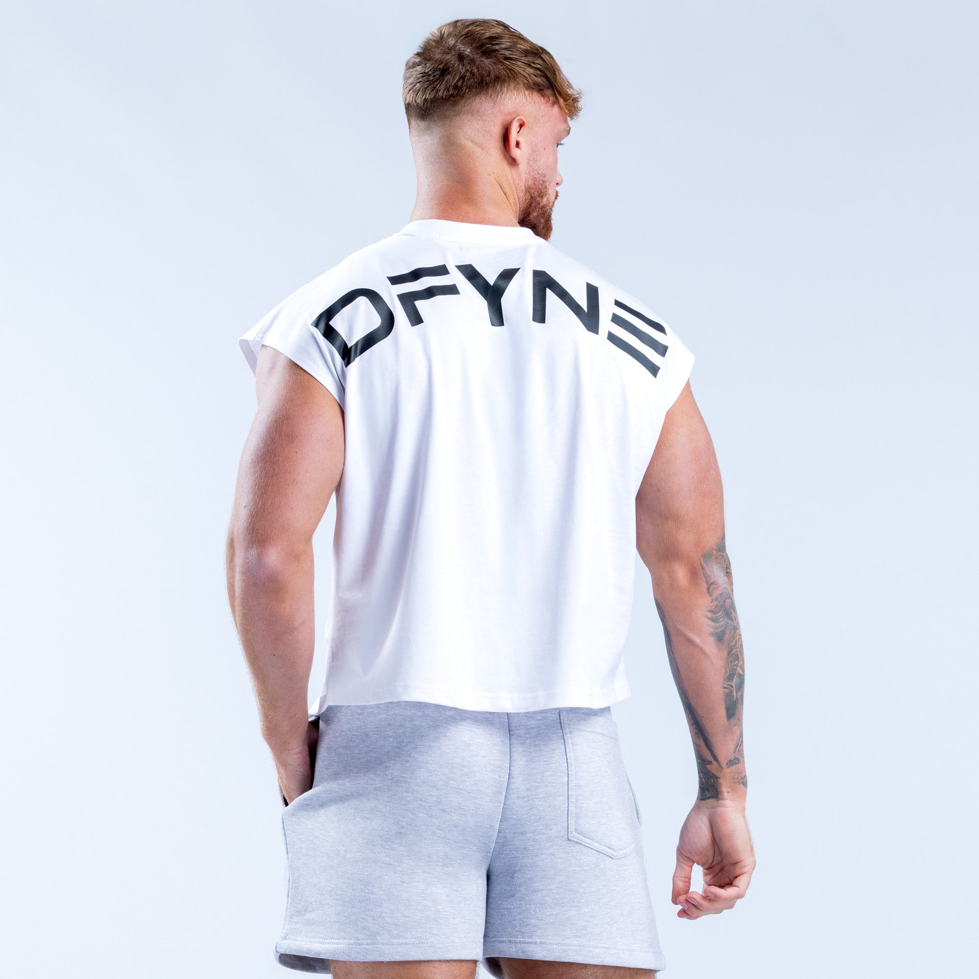 DFYNE Signature Crop Linne Herr Vita | 9507481-MA