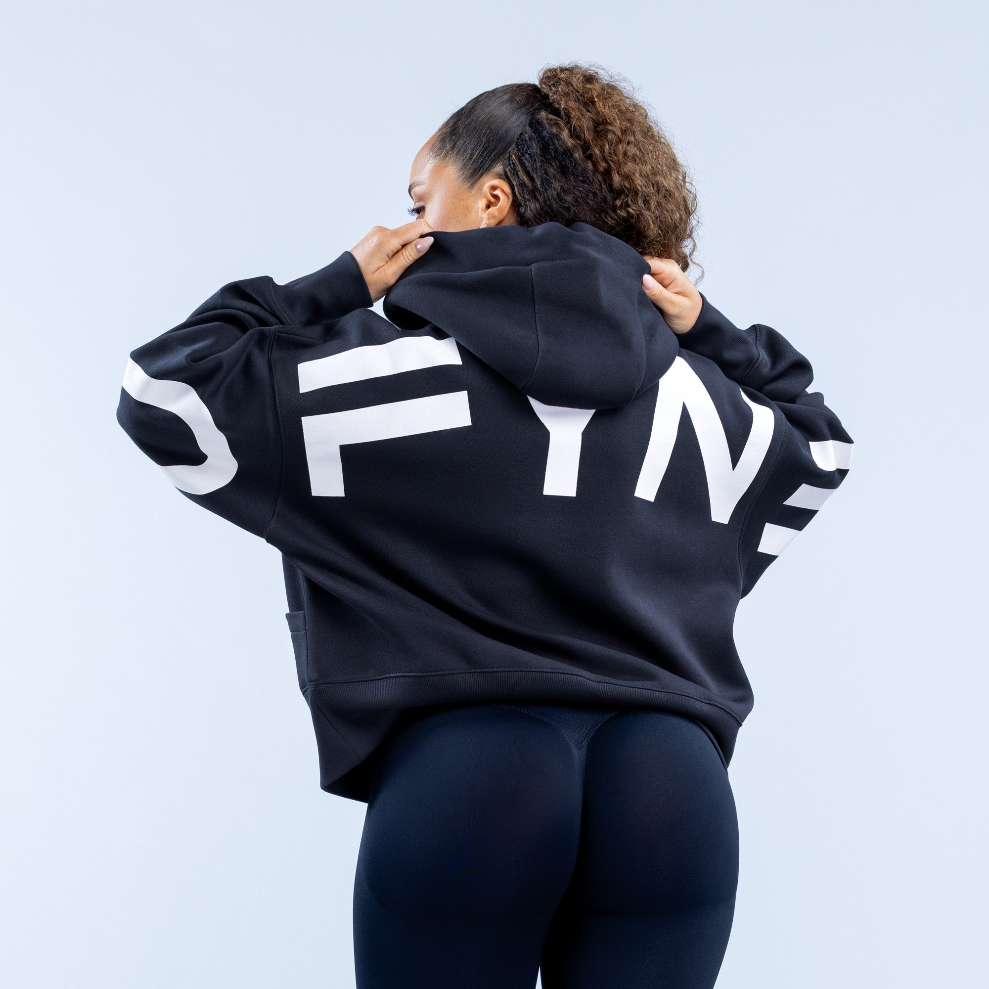 DFYNE Signature Hoodie Dam Svarta | 0437681-LF