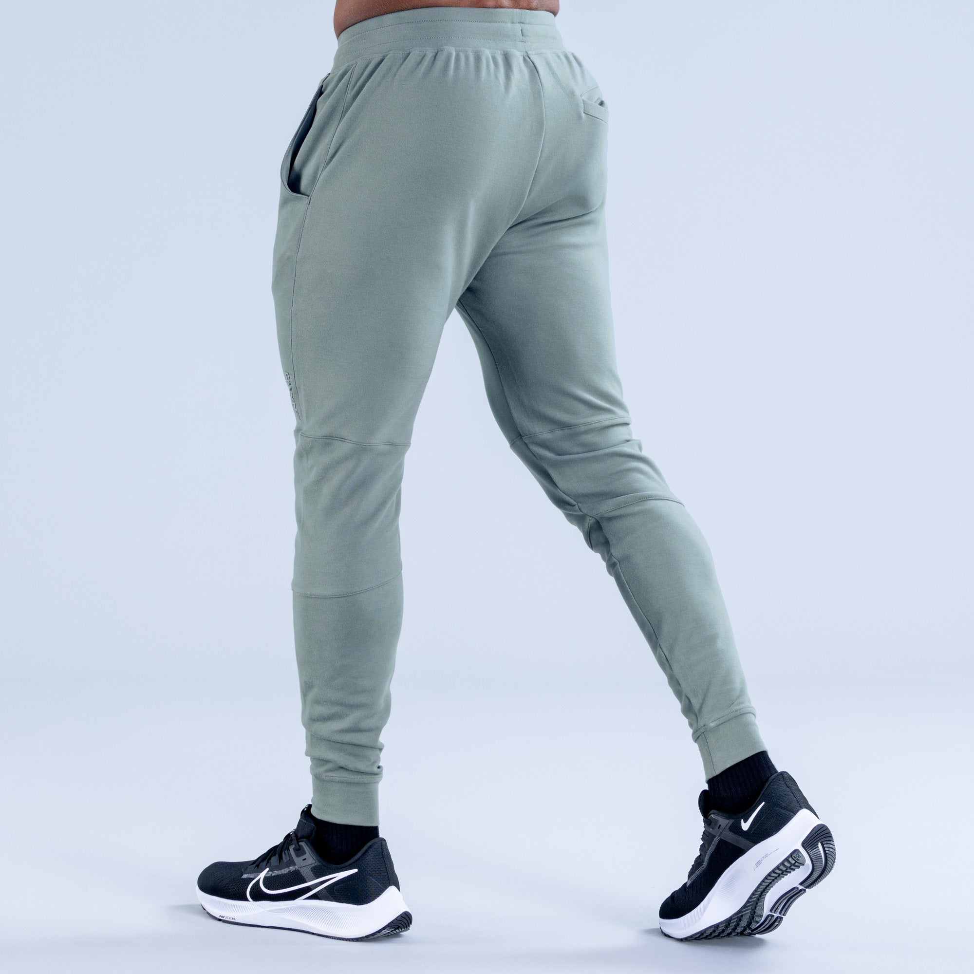 DFYNE Stealth Tapered Joggingbyxor Herr Olivgröna | 0576349-DX