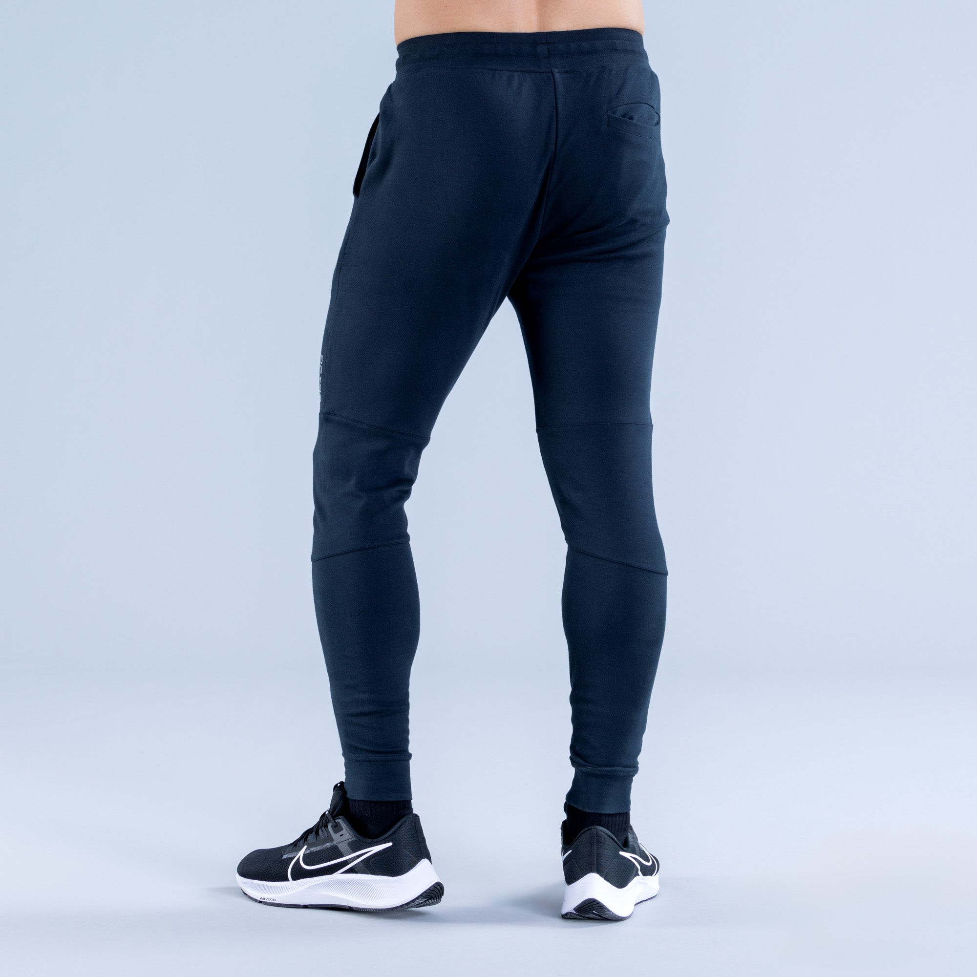 DFYNE Stealth Tapered Joggingbyxor Herr Svarta | 2317946-EI